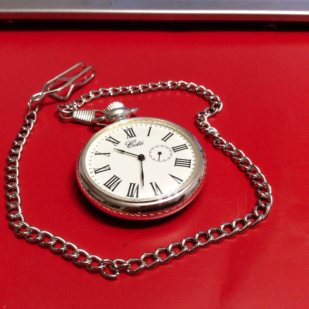Montre de Poche couvercle Chromée - Fabrication Française - Chiffres arabes Montre de Poche couvercle Chromée - Fabrication Française - Chiffres arabes